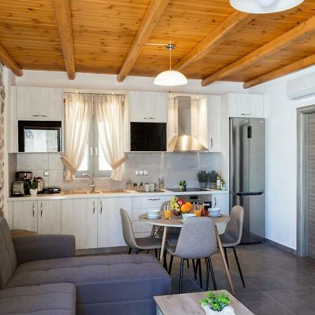 Marilena Natural Stone House, By Hellocrete Pigí Exteriér fotografie