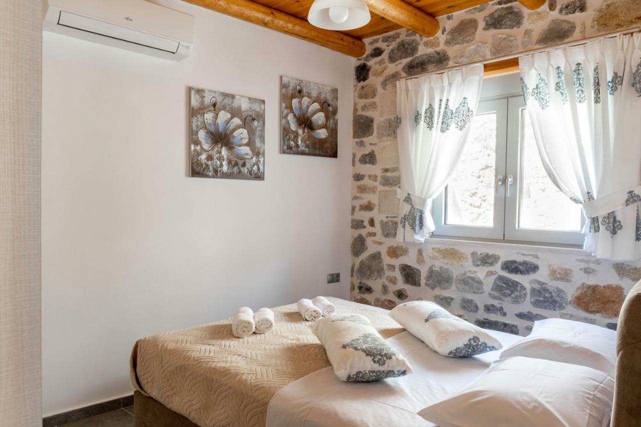 Marilena Natural Stone House, By Hellocrete Pigí Exteriér fotografie
