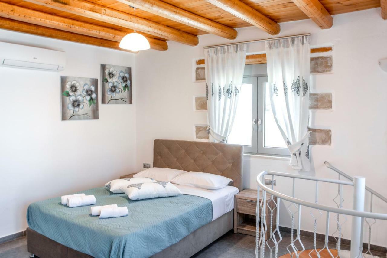 Marilena Natural Stone House, By Hellocrete Pigí Exteriér fotografie